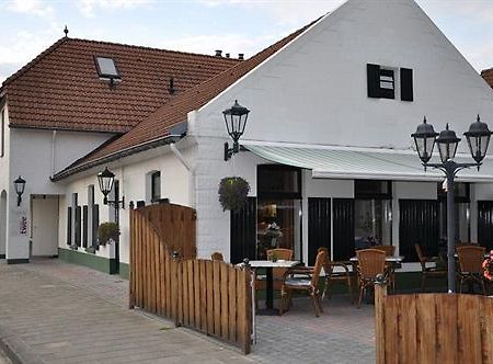 Hotel Restaurant Twee Weert Exterior foto